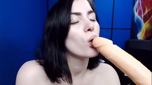Russian Webcam Teen Is Deepthroating Like Goddess thumbnail