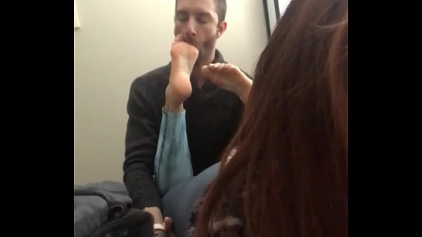 Gwen's Most Popular Foot Worship Stories From Instagram thumbnail