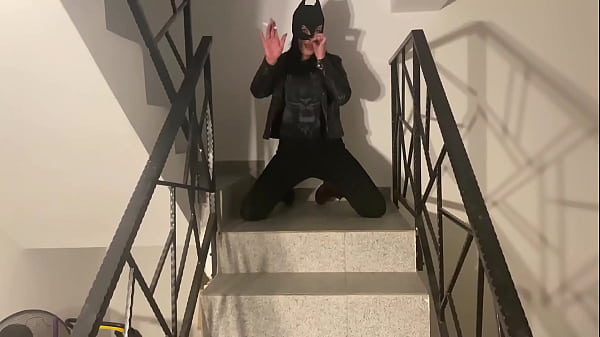 Nonton Adventures Of Milfycalla Ep 18 Batman's Bitch Return thumbnail