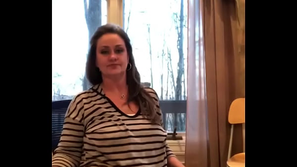 Nonton Sexy Older Donna Scrunching, Spreading, Wiggling, Her Fat, Meaty, Wrinkled Soles And Toes Just For Me thumbnail