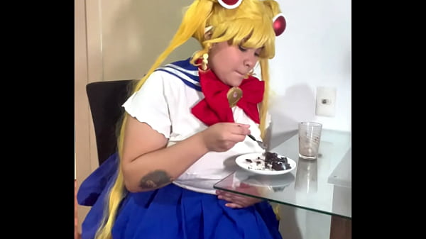 Chubby Sailor Moon Ripping Nasty Farts thumbnail