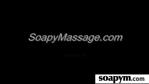 Nonton Amazing Body In A Hot Soapy Massage 28 thumbnail