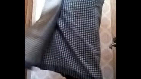 Sexy Shy Teen Boy Bathing Naked1492 thumbnail