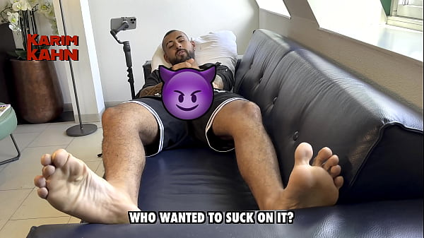 Nonton Toes C On My Big Feet When I Shoot My Alpha Semen Around - Trailer thumbnail