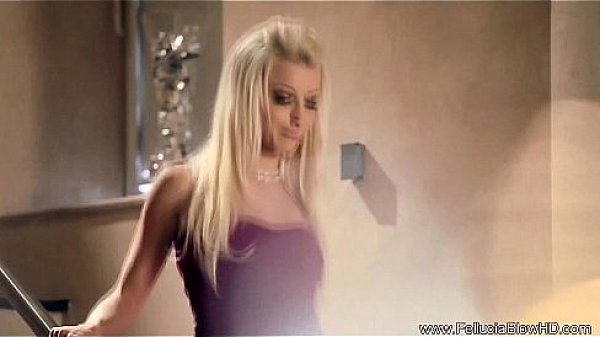 Nonton Indulge In A Blowjob Fantasy thumbnail