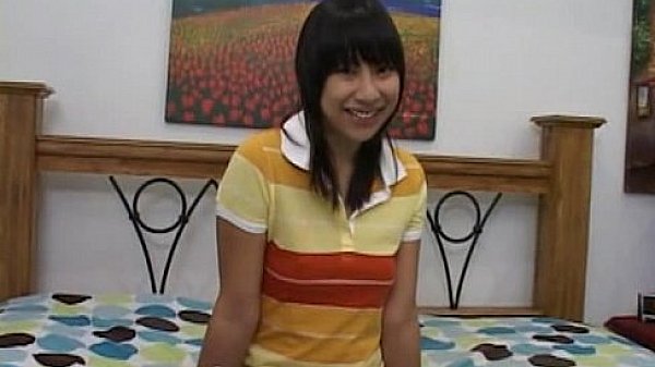 Nonton Thai Lily Jizzed In The Face thumbnail