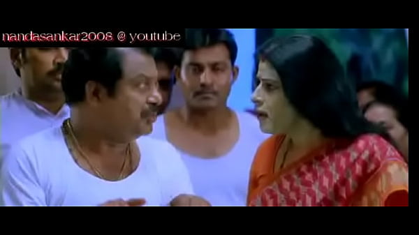 Anushka Oily Navel Show From Souryam thumbnail