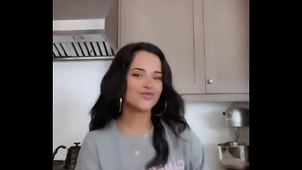 Becky sucia mala santa complace 