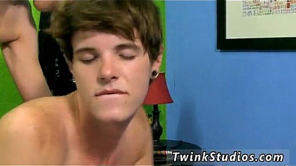 Gay Porn German Timo Garrett Is Hogging The Bathroom With thumbnail