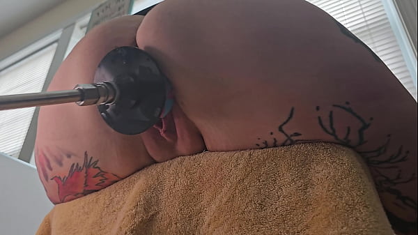 Pawg forces ORGASM