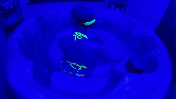 Ultraviolet pleasure in a bikini 