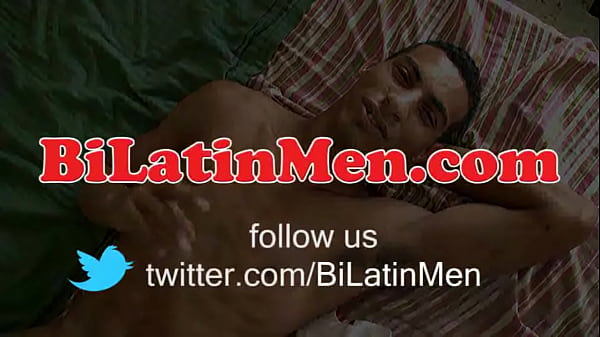 Play MP4 - Hot latino guy with a nice thick juicy cock