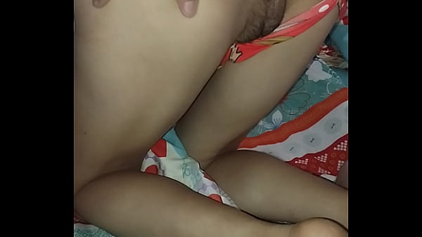 Que carajos tiene esta chocha quiero estarla follando a cada rato mi verga le gusta ser succionada por sus cavidades