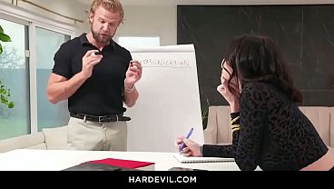 Nonton Indica Marie's Office Dream: Seductive Programmer Gets Down And Dirty With Her Mentor, Featuring Nasty Anal, Squirting, And A Cum-filled Finale thumbnail