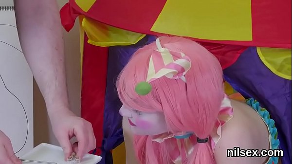 Nonton Fierce Fuckslut Gets Her Fuckholes Gaped And Intensely Rode thumbnail