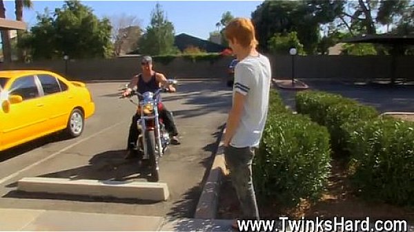 Sexy Gay Hippie Stud Preston Andrews Can't Help But Admire The Lump thumbnail