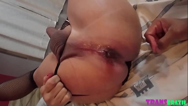 Ela pediu para abrir o esp&eacute;culo ainda mais e cheguei no limite de alargamento da ferramenta - Completo no RED 