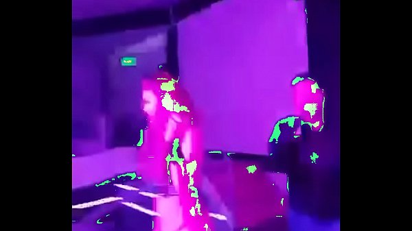 Culona Moviendo Las Nalgas thumbnail