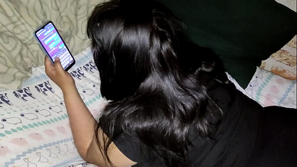 Nonton Gorda Hermanastra Es Descubierta Organizando Citas, Pero Mira Como Me Paga Para Que No Hable thumbnail