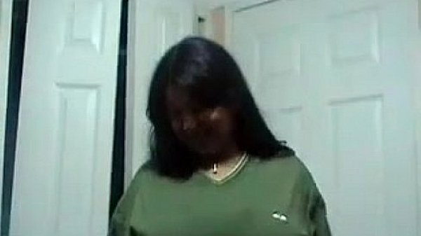 Nonton This Latina Has Massive Tits And Fucks! thumbnail