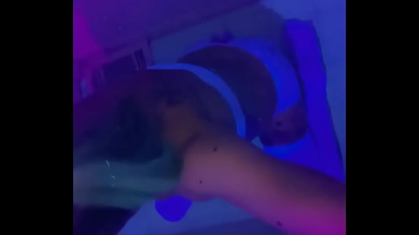 Hot Babe Wants To Fuck At The Nightclub thumbnail