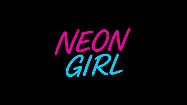 Nonton Mirror, Mirror &mdash; And No Bra thumbnail