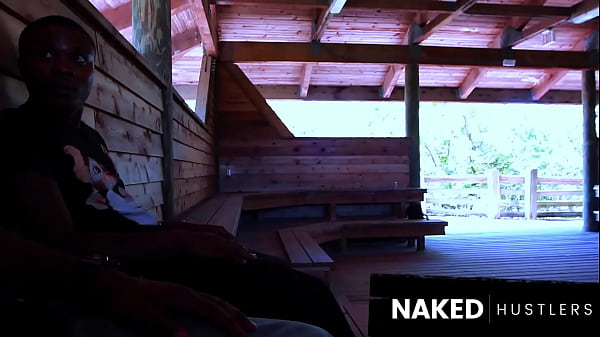 Nonton Blonde Baddie Bunny Fucked And Stuffed On Both Ends Outside In Gazebo thumbnail