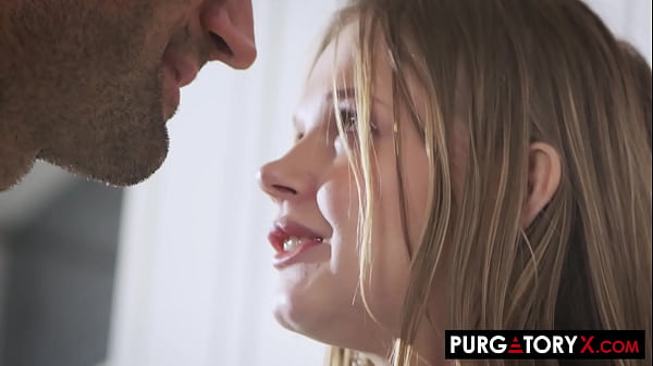 Nonton Blonde Babysitter Cant Handle Her Boss's Big Cock thumbnail