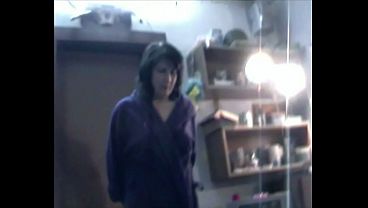 Nonton Our Old Home Archive: My Wife The First Time Naked On Cam thumbnail