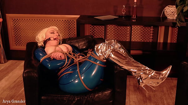 60 minutes of sexual shibari of submissive curvy rubber blonde 