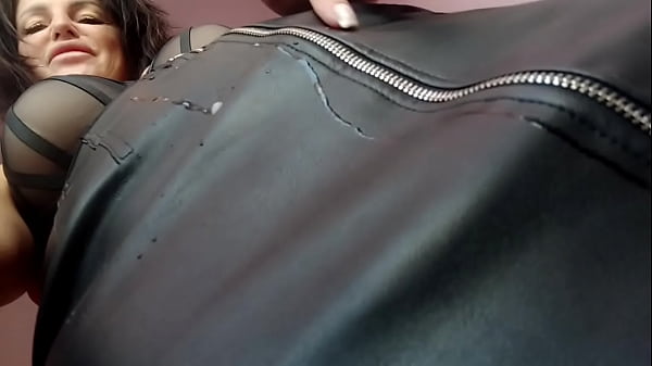 Nonton Dominatrix Play With Cuckold thumbnail