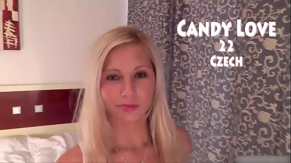 Nonton Blonde Slut Shocked By Massive Load From Big Dick thumbnail