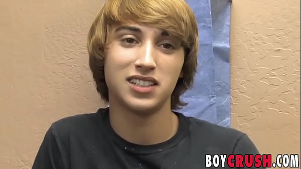 Adorable Twink Wanking His Big Cock Solo thumbnail