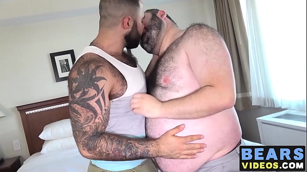 Hairy Muscle Stud Atlas Grant Barebacking Ivan Romanov thumbnail