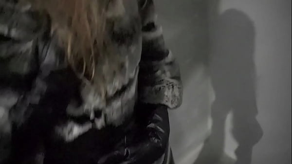 Nonton Redhead Slut Was Fucked Hard In Fur Coat, Leather Boots And Leather Gloves Trailer thumbnail