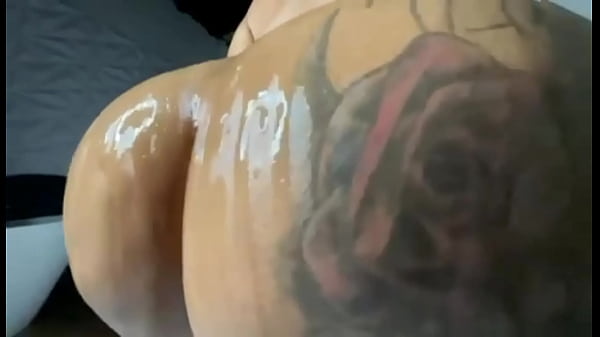 Nonton Big Tits Oils Up thumbnail