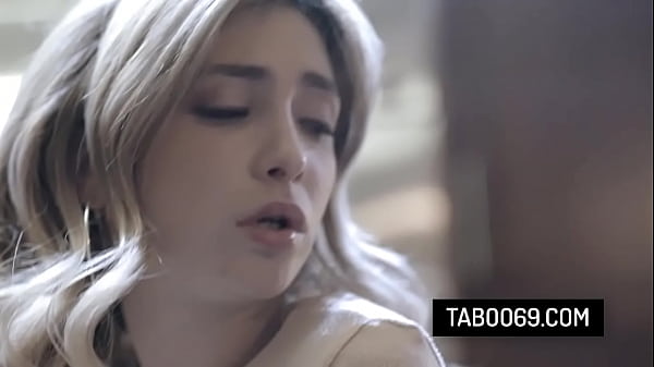 Petite babe Jane Wilde suck big cock and getting fucked on the couch 