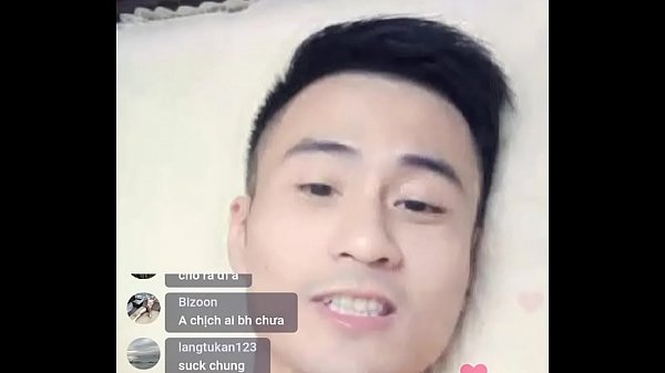 Bot H&agrave; Nội Show Tr&ecirc;n Blued thumbnail