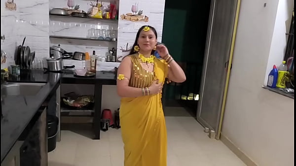 Nonton Indian Couples Having Sex During Bridal Function thumbnail