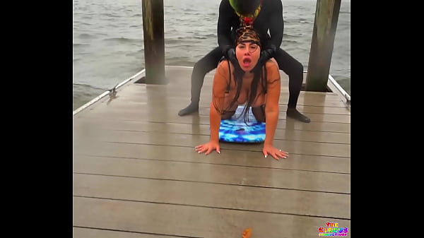 Queen Rogue fucks Gibby The Clown in the middle of a Hurricane