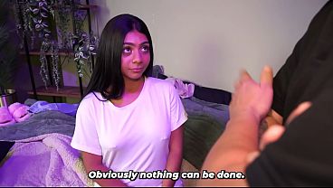 Muscular man with a big cock fucks his stepdaughter when they'_re alone at home