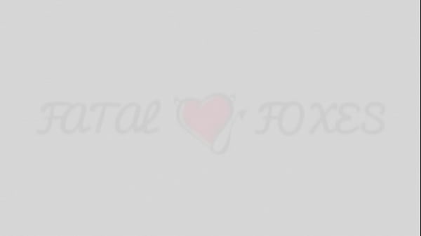 Nonton Teen Girl Deepthroats Huge Cock thumbnail