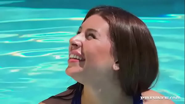 Nonton Naughty Ally Goes Atm With Her Trainer To Make The Swim Team thumbnail