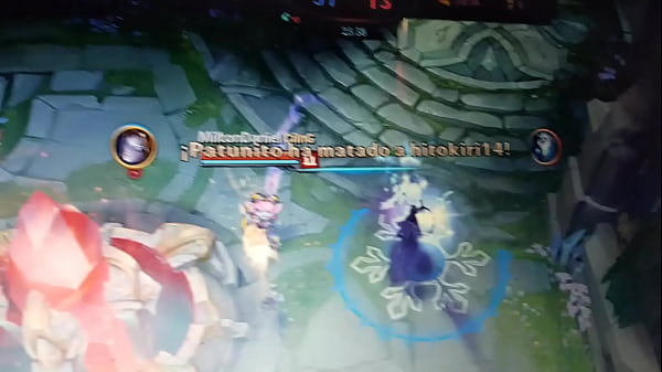 Nonton Automata Asesina A Un Cordero Con Culo thumbnail