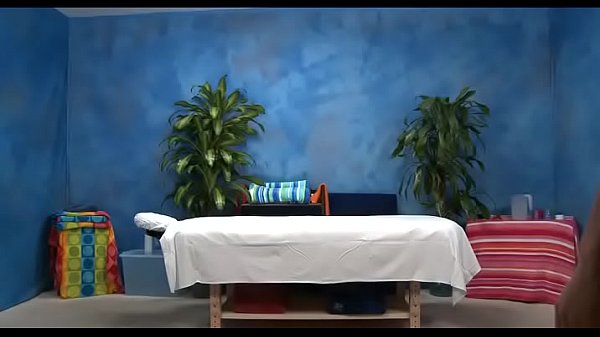 Nonton Peachy Blondie Gets Agonorgasmos thumbnail