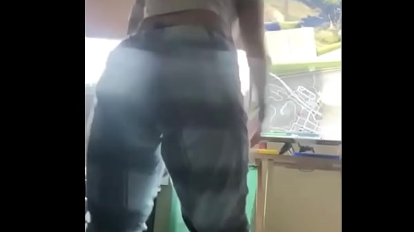 Me twerking _)))))