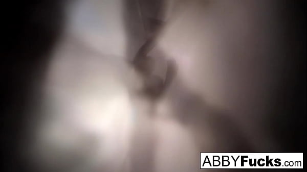 Hot Babe Gets Nude thumbnail