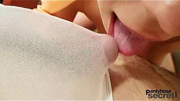 Nonton Petite Chick Has Nylon Sex In See Throu Pantyhose thumbnail