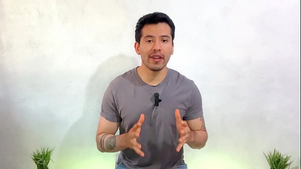 Mi Amigo Militar Me Hace Mamarle Su Vergota Morena En El Campo Militar thumbnail