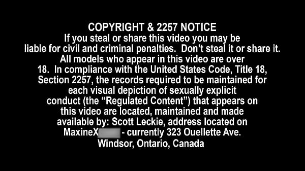 Nonton Lesbian Squirter & Fucker! Nyssa Nevers & Maxine X's Fuck Show! thumbnail